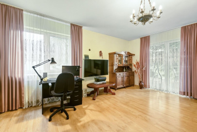 Dom Sprzedaż Dziekanów Leśny Jana Brzechwy