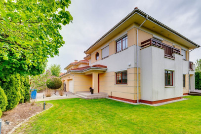 Dom Sprzedaż Walendów Brzozowa