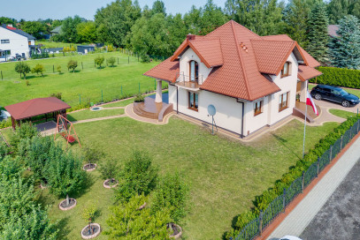 Dom Sprzedaż Bramki Dworcowa