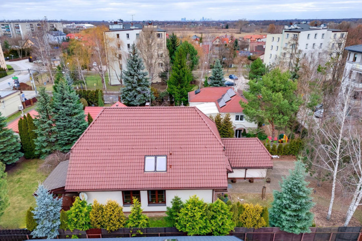 Dom Sprzedaż Nowa Iwiczna Mleczarska 81